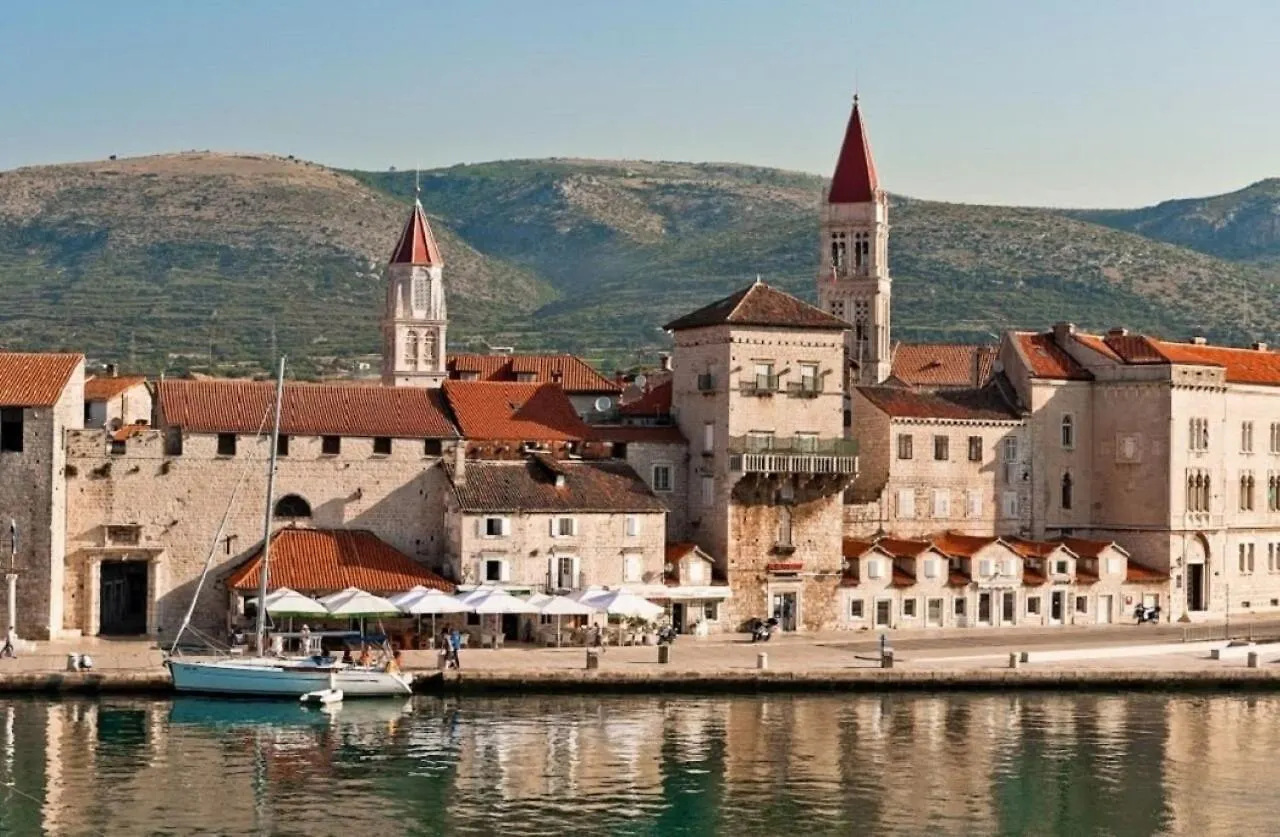 Apartment Vesna Trogir